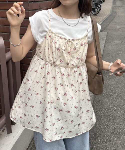 DISCOAT（ディスコート）の「【umm.】花柄前リボンキャミチュニック（チュニック・レディース・アイボリー/ブラック/ブラウン・FREE）」の3枚目の写真