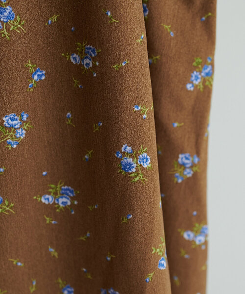 DISCOAT（ディスコート）の「【umm.】花柄前リボンキャミチュニック（チュニック・レディース・アイボリー/ブラック/ブラウン・FREE）」の22枚目の写真