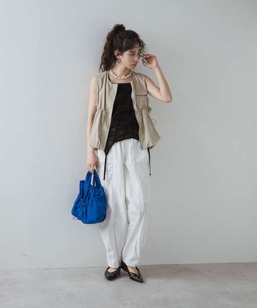 bohmal(ボマール)の「スタッズポインテッドストラップパンプス(パンプス・レディース・グレー/ブラック・24.5cm/24cm/23.5cm/23cm)」の16枚目の写真