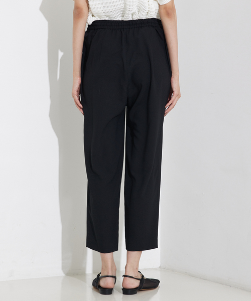 qualite（カリテ）の「バックサテンジョーゼットパンツ/オフィスカジュアル/夏服（スラックス・レディース・オフホワイト/イエロー系その他/ブラック・36/38/40/34）」の9枚目の写真