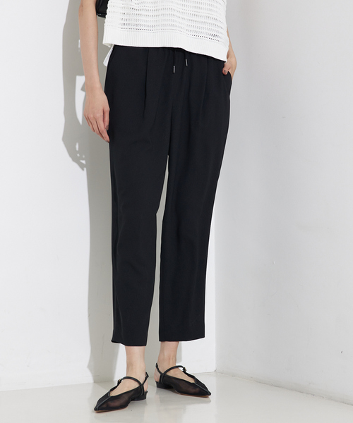 qualite（カリテ）の「バックサテンジョーゼットパンツ/オフィスカジュアル/夏服（スラックス・レディース・オフホワイト/イエロー系その他/ブラック・36/38/40/34）」の3枚目の写真