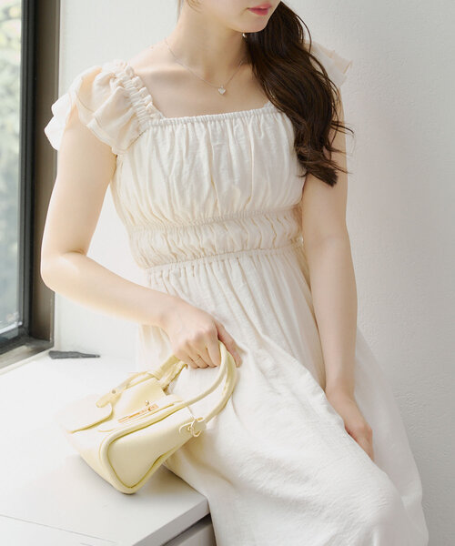 continuer de NICE CLAUP(コンティニューデナイスクラップ)の「【@reve.perle_セレクト】ギャザーフリルシャーリングワンピース(ワンピース・レディース・アイボリー/ブラック/ブラウン・FREE)」の10枚目の写真