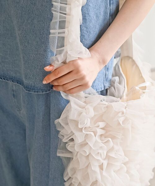 rps（アールピーエス）の「チュールフリルショルダーＢＡＧ（ショルダーバッグ・レディース・ブラック/グレー/アイボリー・フリー）」の6枚目の写真