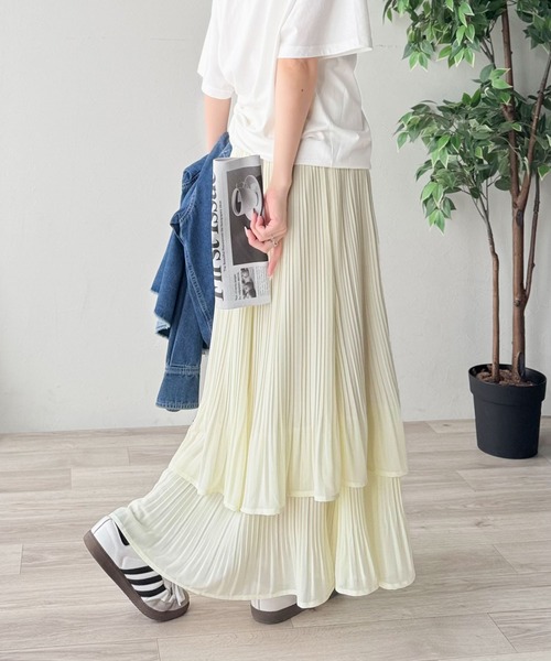 classicalelf(クラシカルエルフ)の「ゆらりシルエットなびく。プリーツシアーティアードスカート(スカート・レディース・アイボリー/ブラック/ブラウン・MEDIUM/LARGE/X-LARGE/SMALL)」の17枚目の写真