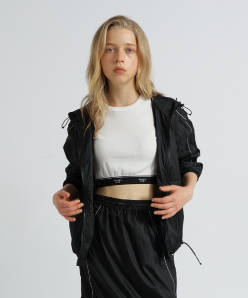 AVIREX(アヴィレックス)の「SHEER COLOR SCHEME HOODIE JACKET/シアーカラースキーム フーディージャケット(ナイロンジャケット・レディース・ブラック/アイボリー・F)」の21枚目の写真