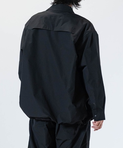 JOHN'S CLOSET(ジョンズクローゼット)の「【3】ストレッチリップストップ オーバーサイズ フィッシングシャツ 【セットアップ展開】(シャツ/ブラウス・メンズ・ブラック/カーキ・MEDIUM/LARGE/X-LARGE)」の5枚目の写真