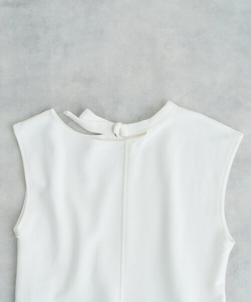CODE A(コードエー)の「pile cutout tee(Tシャツ/カットソー・レディース・グレー/パープル/ホワイト・00)」の9枚目の写真