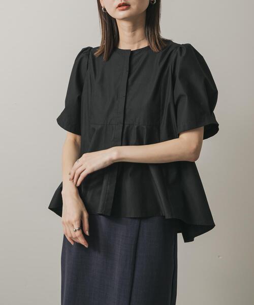 SENSE OF PLACE by URBAN RESEARCH（センスオブプレイスバイアーバンリサーチ）の「バックタックプリーツブラウス（シャツ/ブラウス・レディース・オフホワイト/ブルー/ブラック・ONE）」の2枚目の写真