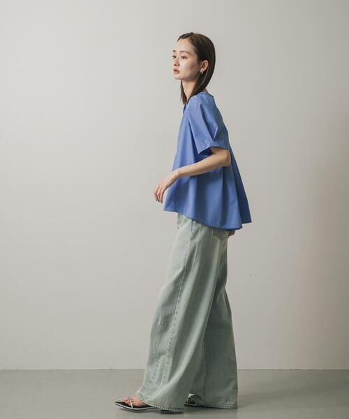 SENSE OF PLACE by URBAN RESEARCH（センスオブプレイスバイアーバンリサーチ）の「バックタックプリーツブラウス（シャツ/ブラウス・レディース・オフホワイト/ブルー/ブラック・ONE）」の8枚目の写真