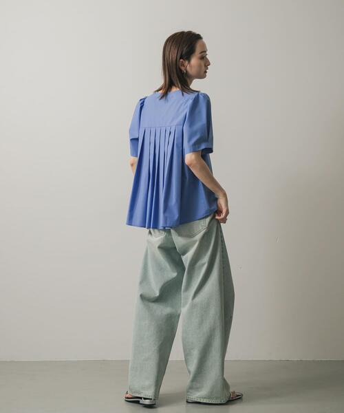 SENSE OF PLACE by URBAN RESEARCH（センスオブプレイスバイアーバンリサーチ）の「バックタックプリーツブラウス（シャツ/ブラウス・レディース・オフホワイト/ブルー/ブラック・ONE）」の7枚目の写真