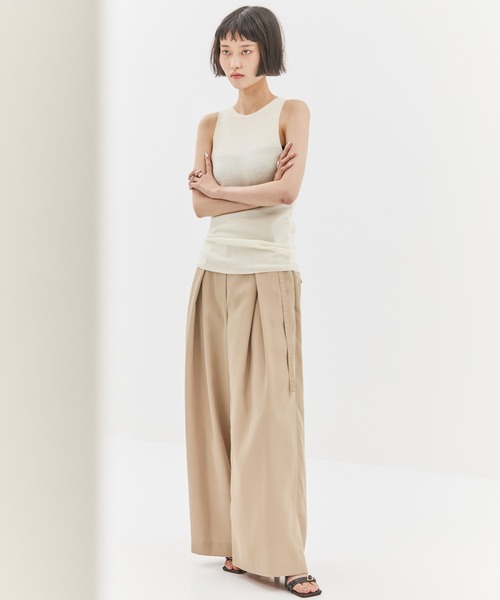 STUDIOUS（ステュディオス）の「【STUDIOUS/ステュディオス】Back Asymmetry Chino Pants/バックアシンメトリーチノパンツ（チノパンツ・レディース・ベージュ/ブラック・1/2）」の14枚目の写真