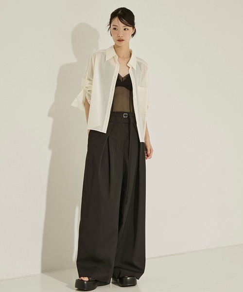 STUDIOUS（ステュディオス）の「【STUDIOUS/ステュディオス】Back Asymmetry Chino Pants/バックアシンメトリーチノパンツ/小尻効果/ウォッシャブル/オフィスカジュアル/前ももカバー/ベルト取り外し可（チノパンツ・レディース・ベージュ/ブラック・1/2）」の16枚目の写真