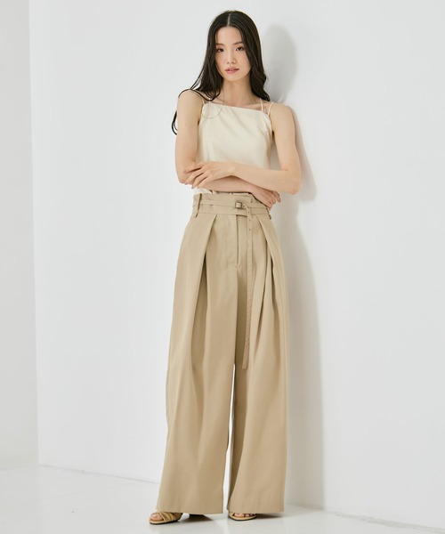 STUDIOUS（ステュディオス）の「【STUDIOUS/ステュディオス】Back Asymmetry Chino Pants/バックアシンメトリーチノパンツ/小尻効果/ウォッシャブル/オフィスカジュアル/前ももカバー/ベルト取り外し可（チノパンツ・レディース・ベージュ/ブラック・1/2）」の18枚目の写真