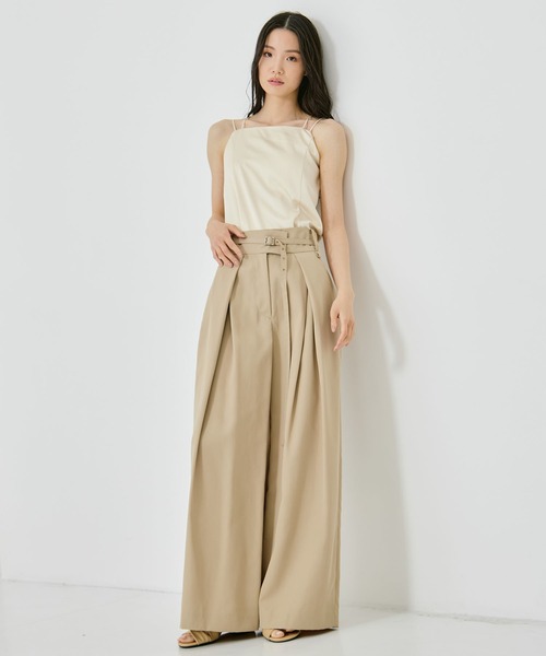 STUDIOUS（ステュディオス）の「【STUDIOUS/ステュディオス】Back Asymmetry Chino Pants/バックアシンメトリーチノパンツ/小尻効果/ウォッシャブル/オフィスカジュアル/前ももカバー/ベルト取り外し可（チノパンツ・レディース・ベージュ/ブラック・1/2）」の19枚目の写真