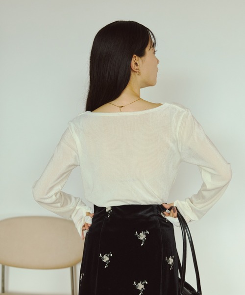 VANNIE U（ヴァニーユー）の「フィンガードレープフロッキートップス（Tシャツ/カットソー・レディース・グレー/アイボリー・FREE）」の7枚目の写真