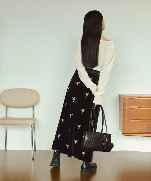 VANNIE U（ヴァニーユー）の「フィンガードレープフロッキートップス（Tシャツ/カットソー・レディース・グレー/アイボリー・FREE）」の11枚目の写真