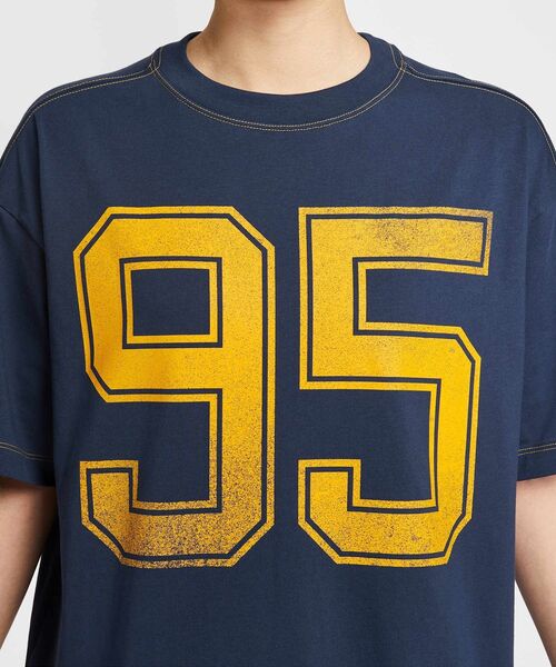 【ネコポス送料無料】ナイキ NIKE ウィメンズ ショートスリーブ Tシャツ 半袖 スポーツウェア Sportswear ショート メン 25SU IB7334-133 スポーツアパレル,レディース一般アパレル,Tシャツ・プラシャツ