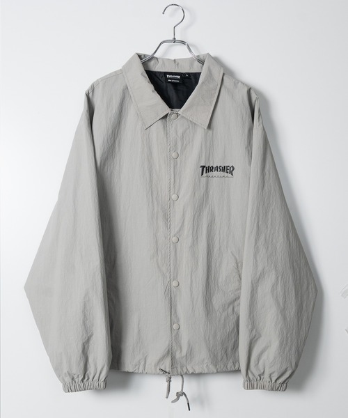 THRASHER（スラッシャー）の「【at】〔THRASHER/スラッシャー〕ナイロン ロゴプリント コーチジャケット（ナイロンジャケット・メンズ・カーキ/ブラック/ライトグレー・LARGE/MEDIUM）」の14枚目の写真