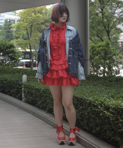 amok(アモク)の「TWO-IN-ONE DENIM JACKET(デニムジャケット・メンズ・ライトインディゴブルー/インディゴブルー・L/M/S)」の16枚目の写真