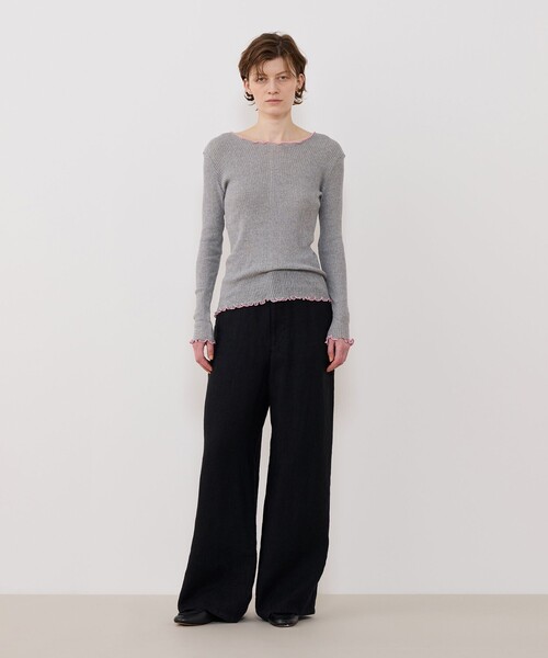 v::room（ヴィルーム）の「【別注】V::room コットンリブ ラウンドネックプルオーバー（Tシャツ/カットソー・レディース・ブラック/グレー/ライトベージュ・1）」の4枚目の写真