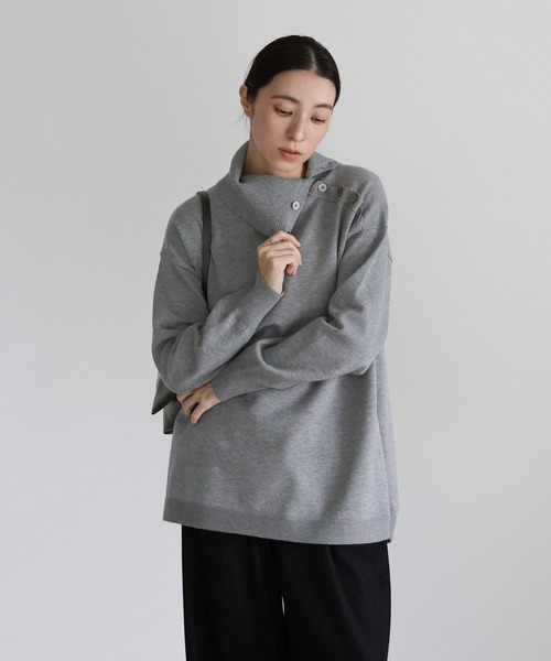 select MOCA(セレクトモカ)の「サイドボタンタートルネックニット(ニット/セーター・レディース・ブラック/ベージュ/グレー・FREE)」の8枚目の写真