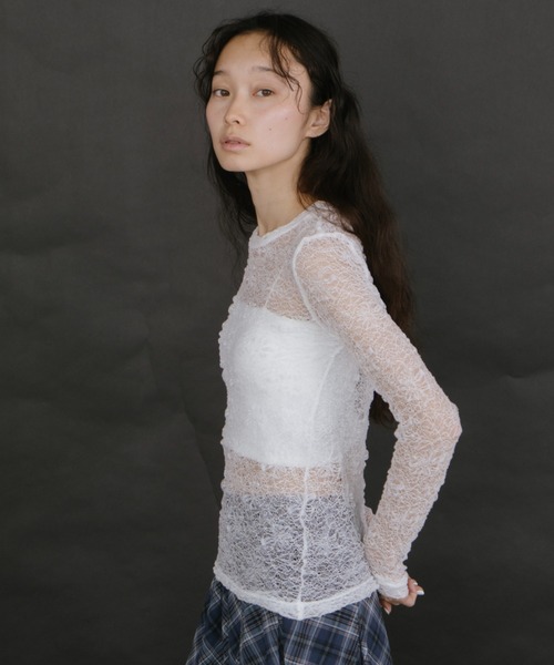 duei（デュイ）の「ジャガードレースロングスリーブトップス（Tシャツ/カットソー・レディース・ホワイト/ブラック・FREE）」の6枚目の写真