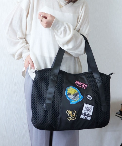 florist（フローリスト）の「【2size展開/M・L】2WAY ラッセルメッシュカスタムワッペンボストンバッグ/ショルダーバッグ/トラベルバッグ（ボストンバッグ・レディース・ブラック系3/ブラック系4/ブラック系2/ブラック系1・M/L）」の16枚目の写真