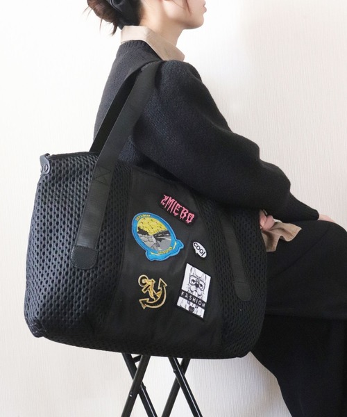 florist（フローリスト）の「【2size展開/M・L】2WAY ラッセルメッシュカスタムワッペンボストンバッグ/ショルダーバッグ/トラベルバッグ（ボストンバッグ・レディース・ブラック系3/ブラック系4/ブラック系2/ブラック系1・M/L）」の19枚目の写真