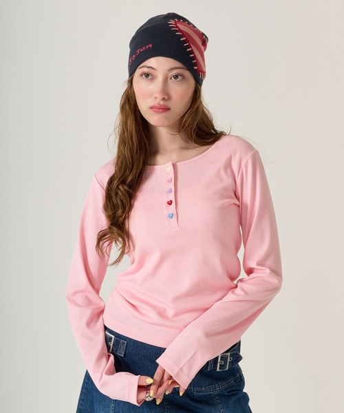 コムデギャルソン ピンク ヘンリーネック 長袖カットソー セール】ハートボタン ヘンリーネック ロンT TINA：JOJUN（Tシャツ