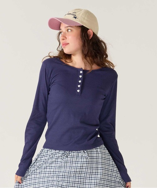 TINA：JOJUN（ティーナジョジュン）の「ハートボタン ヘンリーネック ロンT TINA：JOJUN（Tシャツ/カットソー・レディース・ネイビー/ホワイト/ピンク・M）」の17枚目の写真