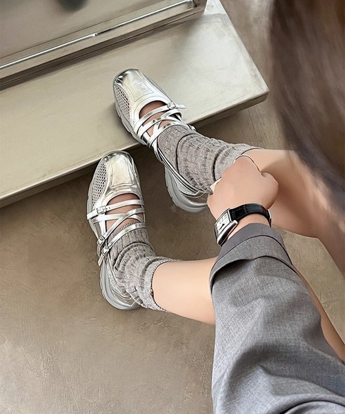 MEMECLE（メメクル）の「【 MEMECLE / メメクル 】メリージェーン メッシュスニーカーサンダル（スニーカー・レディース・ホワイト/シルバー・40/38/36）」の13枚目の写真