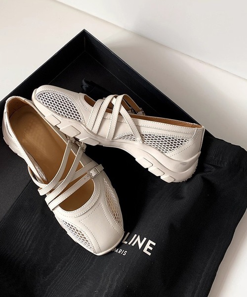 MEMECLE（メメクル）の「【 MEMECLE / メメクル 】メリージェーン メッシュスニーカーサンダル（スニーカー・レディース・ホワイト/シルバー・40/38/36）」の17枚目の写真