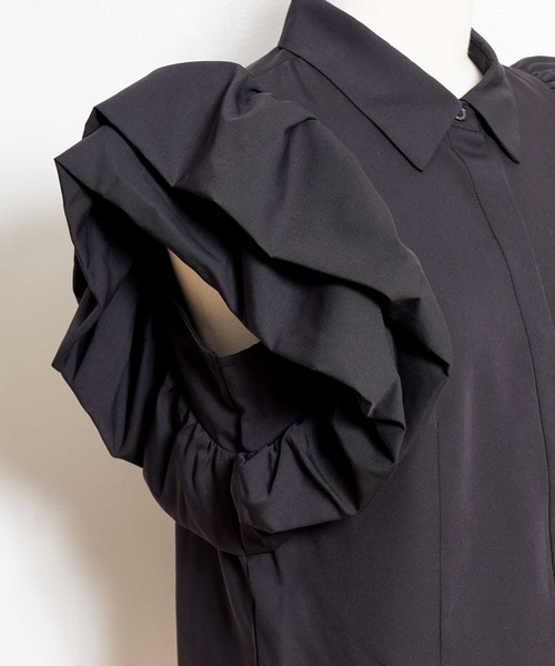 NOELA(ノエラ)の「ボリュームスリーブブラウス(シャツ/ブラウス・レディース・ブラック/オフホワイト・フリー)」の13枚目の写真