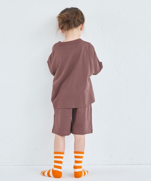 pairmanon（ペアマノン）の「【吸水速乾/襟がヨレにくい】ユニセックス ルーズシルエット ロゴプリント セットアップ（セットアップ・キッズ・ピンク/ブラウン/ベージュ・140/100/120/90/110/130/150）」の6枚目の写真