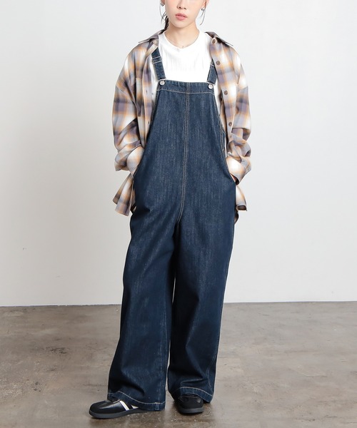 Honeys(ハニーズ)の「デニムオーバーオール(サロペット/オーバーオール・レディース・グレー/ブルー/ワンウォッシュ・L/M/S/SS)」の1枚目の写真