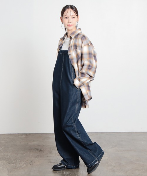 Honeys(ハニーズ)の「デニムオーバーオール(サロペット/オーバーオール・レディース・グレー/ブルー/ワンウォッシュ・L/M/S/SS)」の14枚目の写真