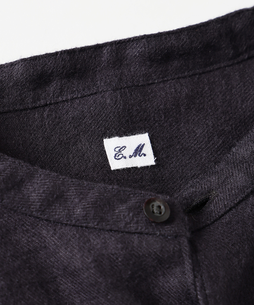 EDIFICE(エディフィス)の「ETS.MATERIAUX(マテリオ) リネン ファーマー ロングシャツ(シャツ/ブラウス・メンズ・ネイビー/アイボリー・3/2)」の17枚目の写真
