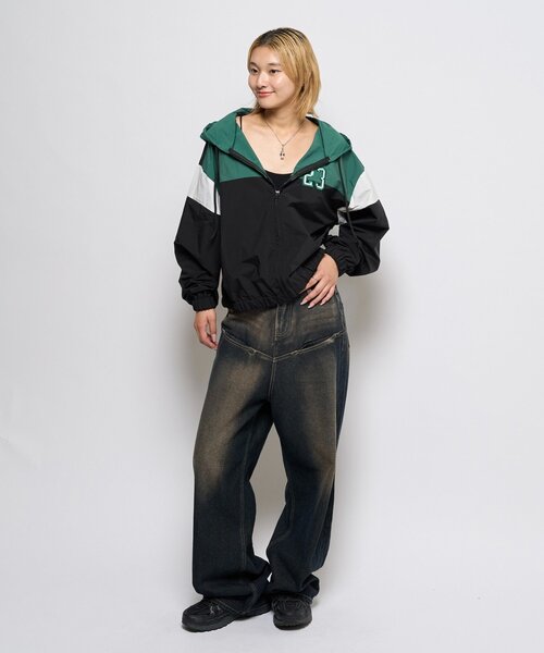 WHO'S WHO gallery（フーズフーギャラリー）の「ナンバリングナイロンパーカー（ナイロンジャケット・レディース・レッド/ブラック・FREE）」の11枚目の写真