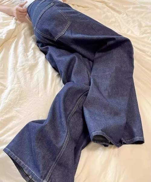 deux amour(ドゥーザムール)の「デニムワイドカーブパンツ(デニムパンツ・レディース・インディゴブルー・L/M)」の3枚目の写真