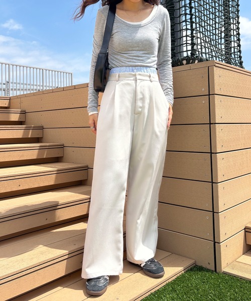 ISOOK（アイスー）の「【ISOOK / アイスー】バックオープンタイトカットソー / Tシャツ 長袖 ロンT レイヤード ベーシックトップス 重ね着 薄手 シンプルトップス タイトシルエット 白T インナー レッド グレー ホワイト ブラウン 赤 白 茶 無地ZOZOTOWN限定（Tシャツ/カットソー・レディース・グレー/レッド/ホワイト/ブラウン・FREE）」の7枚目の写真