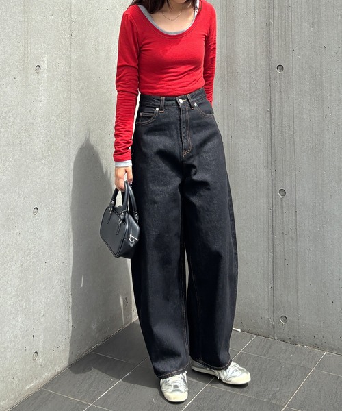 ISOOK（アイスー）の「【ISOOK / アイスー】バックオープンタイトカットソー / Tシャツ 長袖 ロンT レイヤード ベーシックトップス 重ね着 薄手 シンプルトップス タイトシルエット 白T インナー レッド グレー ホワイト ブラウン 赤 白 茶 無地ZOZOTOWN限定（Tシャツ/カットソー・レディース・グレー/レッド/ホワイト/ブラウン・FREE）」の15枚目の写真