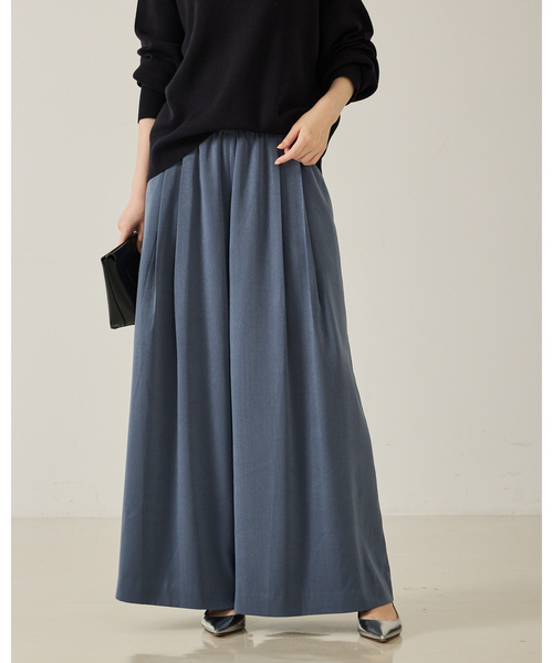 qualite（カリテ）の「ピーチサテンフレアーパンツ/秋服/冬服/オフィスカジュアル/ワイドパンツ（その他パンツ・レディース・ライトベージュ/ブルー/チャコールグレー・36/38）」の15枚目の写真