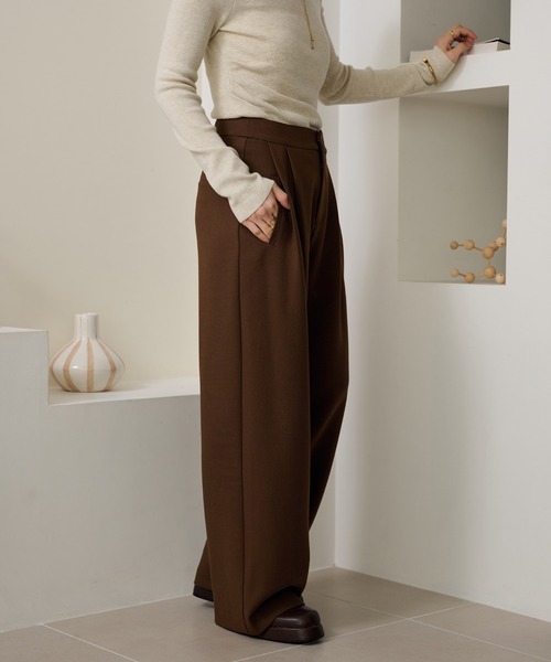 LAULEN（ローレン）の「double tuck wide pants /ソリッドカラーダブルタックワイドパンツ（その他パンツ・レディース・ワインレッド/グレー/ブラック/ベージュ・S/M）」の8枚目の写真