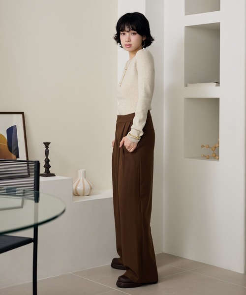 LAULEN（ローレン）の「double tuck wide pants /ソリッドカラーダブルタックワイドパンツ（その他パンツ・レディース・ワインレッド/グレー/ブラック/ベージュ・S/M）」の18枚目の写真