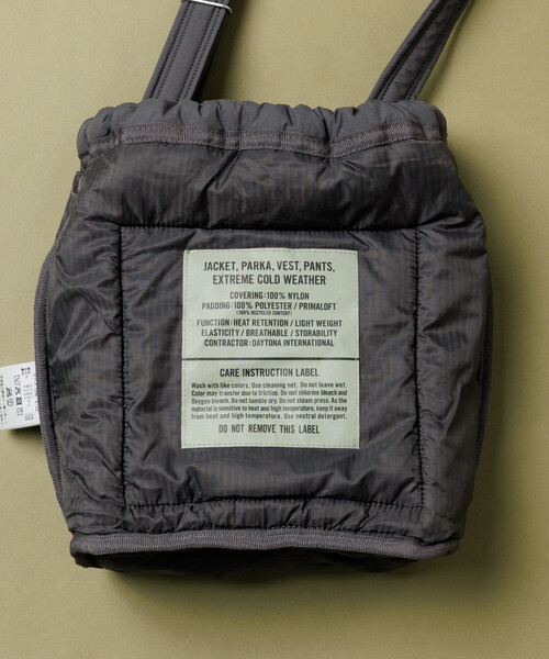 FREAK'S STORE（フリークスストア）の「HIGH LOFT PRIMALOFT POUCH/ハイロフト プリマロフト 巾着バッグ ポーチ（ショルダーバッグ・メンズ・ブラック/オリーブ/その他/チャコールグレー・ONE SIZE）」の14枚目の写真