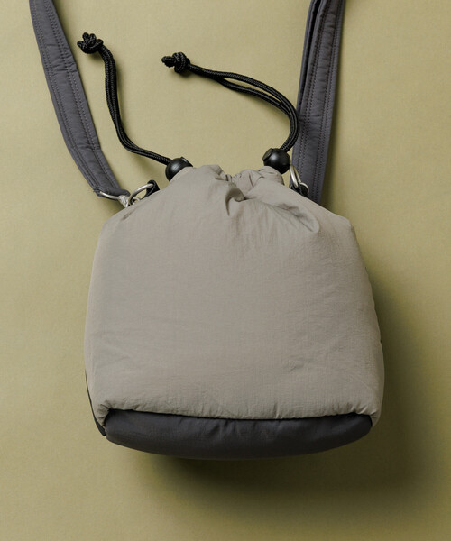 FREAK'S STORE（フリークスストア）の「HIGH LOFT PRIMALOFT POUCH/ハイロフト プリマロフト 巾着バッグ ポーチ（ショルダーバッグ・メンズ・ブラック/オリーブ/その他/チャコールグレー・ONE SIZE）」の18枚目の写真