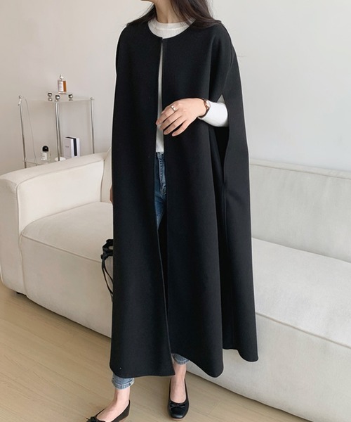 emi+（エミプラス）の「ニットメルトンドルマンポンチョコート（ポンチョ・レディース・アイボリー/ブラック/モカ・FREE）」の19枚目の写真