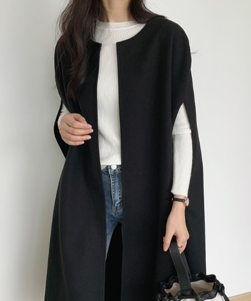 emi+（エミプラス）の「ニットメルトンドルマンポンチョコート（ポンチョ・レディース・アイボリー/ブラック/モカ・FREE）」の20枚目の写真