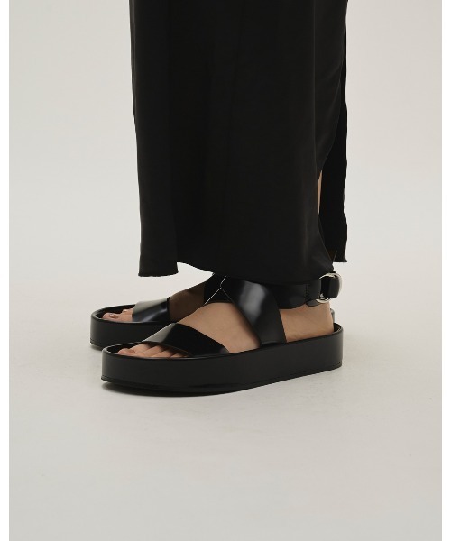 TODAYFUL（トゥデイフル）の「Chunky Belt Sandals（サンダル・レディース・キナリ/ブラック・36inch/38inch/37inch）」の10枚目の写真