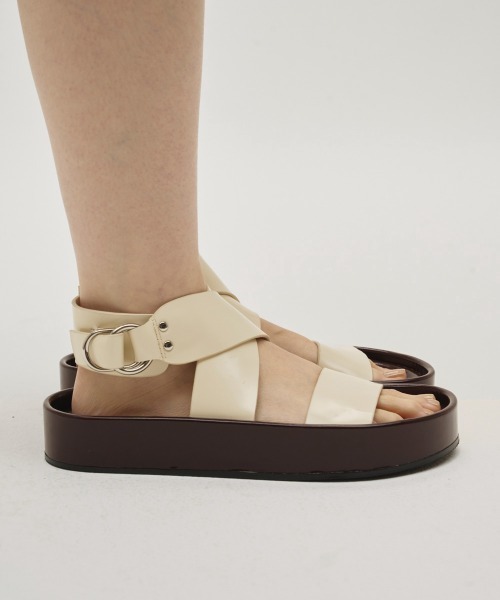 TODAYFUL（トゥデイフル）の「Chunky Belt Sandals（サンダル・レディース・キナリ/ブラック・36inch/38inch/37inch）」の11枚目の写真